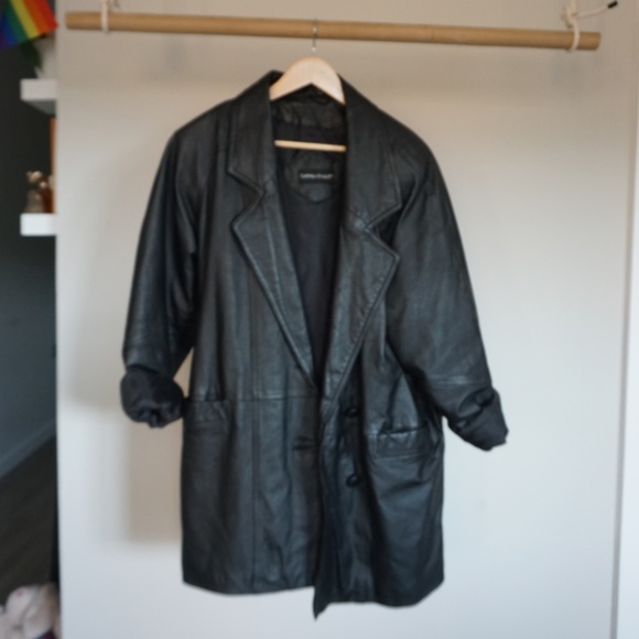 Black leather jacket [SUSTAINABLY SOURCED] - Picture 3 of 8